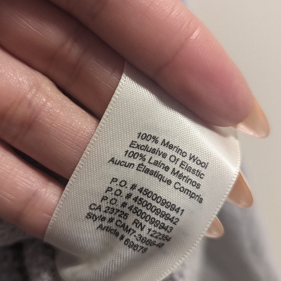 Aritzia Gray Ribbed Sweater - Picture 6 of 6